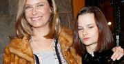 Córka Pauliny Młynarskiej wzięła drugi ślub z partnerką. W bluzie Adidasa i sukni ślubnej powiedziała "tak"