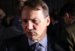 "Nacjonalistka i komuch". Radosław Sikorski ostro o Krystynie Pawłowicz i Stanisławie Piotrowiczu. Skomentował też sprawę Mariana Banasia
