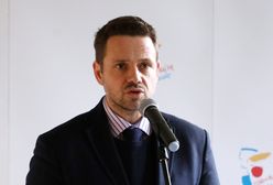 Warszawa. Rafał Trzaskowski zwalnia z opłat parkingowych pracowników szpitali