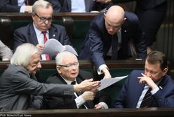 Wyciekły przekazy dnia PiS. A w środku "wyśmiewanie 'Gazety Wyborczej'"