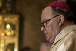 "Tylko nie mów nikomu". Sprawa bpa Gołębiewskiego w prokuraturze. Doniesienie Wiosny