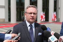 Krzysztof Szczerski broni decyzji prezydenta. I mówi o "iskrzącej" rozmowie z Macronem