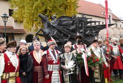 Pomnik Jana III Sobieskiego odwiedził Kraków. Do Wiednia wpuścić go nie chcą