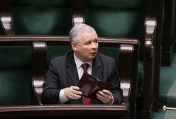 Czy główne media niszczą demokrację w Polsce?