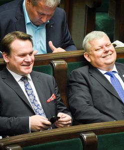 Dominik Tarczyński dostał prezent od Marka Suskiego. "Piękna robota!"