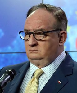 "Tylko nie mów nikomu" i pedofilia w Kościele. Jacek Saryusz-Wolski: wydumany problem