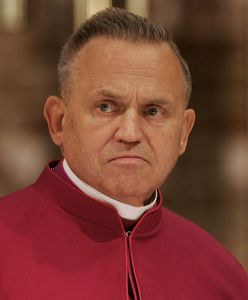 Działacz "Solidarności" Jan Rulewski apeluje: trzeba usunąć grób ks. Jankowskiego z kościoła