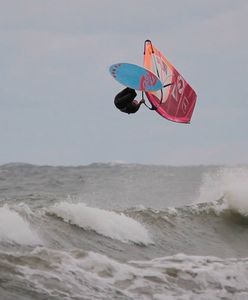 Maciek Rutkowski – windsurfer „walczy do końca” dla Szlachetnej Paczki