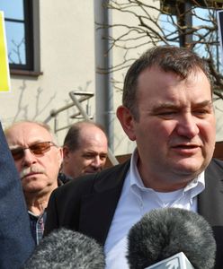 Poseł Stanisław Gawłowski trafił do izby zatrzymań. Zarzuty także dla trzech innych osób