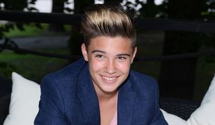 Leon Myszkowski lansuje się na salonach. Syn Steczkowskiej wyrasta na przystojniaka