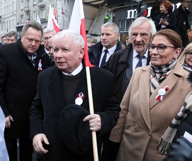 Kaczyński do tej pory odcinał się od neofaszystów. Teraz był bez wyjścia