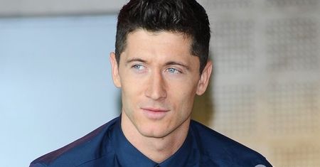 TYLKO U NAS! Robert Lewandowski twarzą luksusowej marki! Noszą ją największe gwiazdy