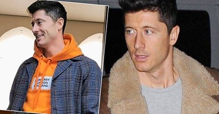 Robert Lewandowski ubrany jak z żurnala. Płaszcz piękny, ale to skarpetki są największym hitem. Odważnie!