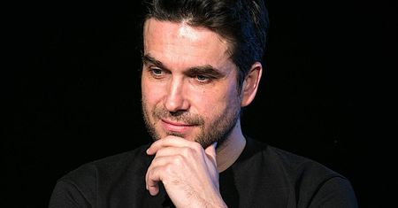 Marcin Dorociński opublikował w sieci zdjęcie ze spaceru. Internauci są oburzeni tym, co zobaczyli