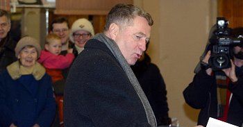 Żyrinowski wywołał awanturę w komisji wyborczej