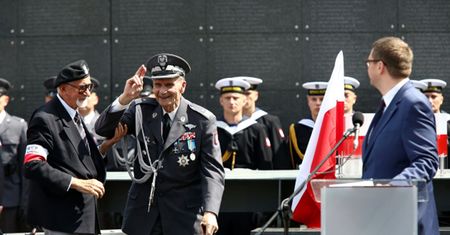 Gen. Zbigniew Ścibor-Rylski: nie wybaczyłem Niemcom i Rosjanom