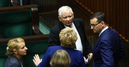 Wybory prezydenckie 2020. Nowy pomysł PiS: głosowanie tylko korespondencyjnie