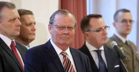 Berczyński zatrudniony w MON? Cezary Tomczyk: widziałem umowę
