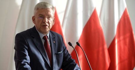 Senat odrzucił wniosek o referendum konstytucyjne. PiS twierdzi, że to "przez PO"