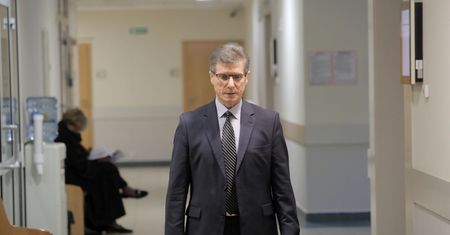Olsztyn. Zgwałcił ciężarną urzędniczkę? Wyrok ws. Czesława Małkowskiego odroczony