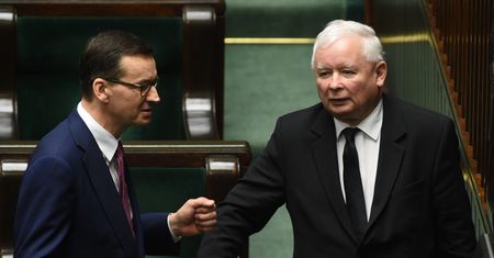 Następca Jarosława Kaczyńskiego? Dwa nazwiska na czele stawki
