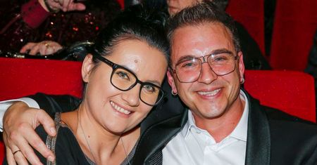 Radek Liszewski zakochany w żonie. Nie mógł oderwać od niej rąk