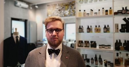 "Zawsze lubiłem o siebie zadbać". Otworzył w Polsce barber shop na wzór nowojorskiego
