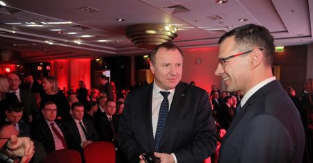 Jacek Kurski ujawnił, ile zarabia. "Poprosiłem o najniższe wynagrodzenie"