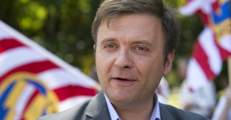 Miał szpiegować na rzecz Rosji i Chin. Opuścił areszt