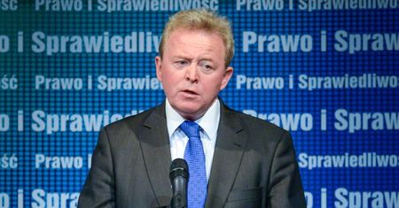 Janusz Wojciechowski złożył wyjaśnienia ws. mieszkania w Brukseli