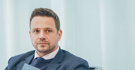 Kontrowersyjna karta LGBT+. Polacy trzymają stronę PiS