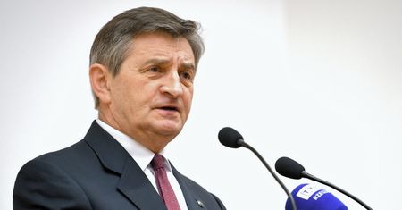 Afera podkarpacka. Prokuratura wszczęła śledztwo po zawiadomieniu Kuchcińskiego