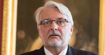 Dziennikarz wysłał SMS do Waszczykowskiego. Bulwersująca reakcja ministra