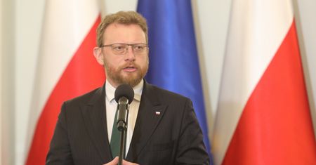 Służba zdrowia. Minister Szumowski: "Na onkologię wydajemy więcej niż w 2015 roku"
