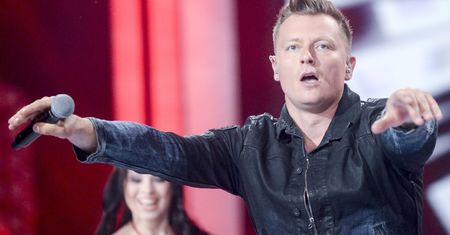 Rafał Brzozowski "spełnił swoje marzenie" i opublikował zdjęcie. Internauci oburzeni
