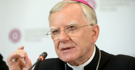 "Wiadomości" TVP bronią abpa Jędraszewskiego. "Nie uległ poprawności"