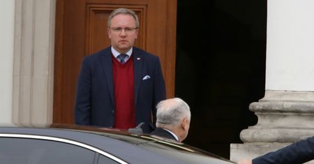 Kaczyński ma propozycję dla prezydenta. Dymisja Waszczykowskiego, Krzysztof Szczerski nowym szefem MSZ. Ale jest haczyk