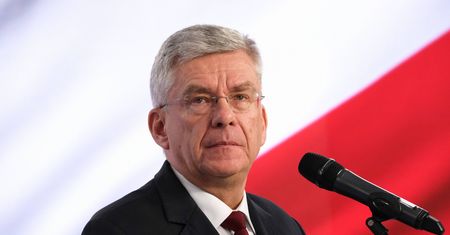 Koronawirus w Polsce. Zamieszanie w Senacie. Stanisław Karczewski uderza w Tomasza Grodzkiego