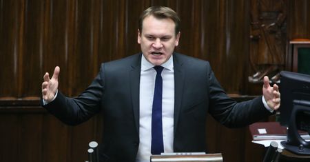 Poseł PiS porównuje protestujących do opętanych przez szatana