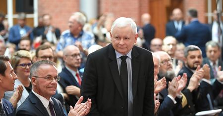 Kaczyński zachwala obietnice podwyżek płacy minimalnej. Chce, by Polska dogoniła Niemcy