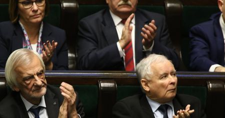 Plotki o chorobie Kaczyńskiego. Wiemy, jak jest naprawdę