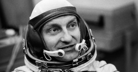 Hermaszewski wspomina lot w kosmos. Jego żona bała się, ale dała mu pozwolenie