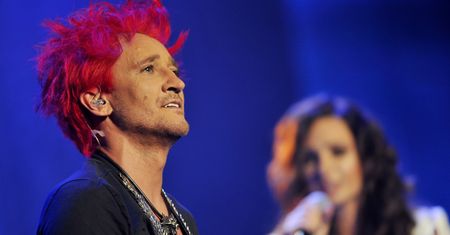 Michał Wiśniewski śpiewa o utraconej miłości. Apelujemy: Dominika, musisz tego posłuchać!