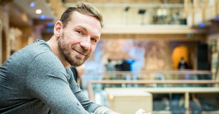 Przemysław Kossakowski nie zawsze był gwiazdorem. Wspomina czasy bezrobocia i skrajnej biedy