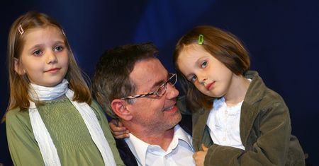 Córka Roberta Janowskiego rozpoczyna karierę. Nagrała pierwszą piosenkę