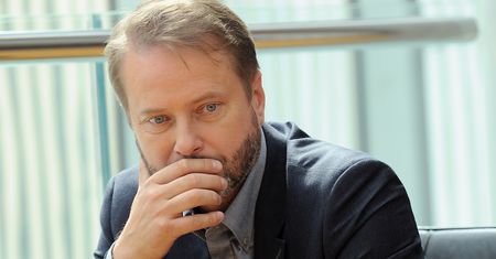 Artur Żmijewski powinien zwolnić tempo?