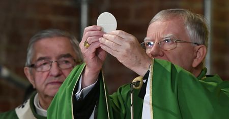 Rada KEP broni duchownego. "Abp Marek Jędraszewski niesłusznie atakowany"