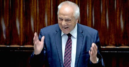 Stefan Niesiołowski zrzekł się immunitetu. CIS potwierdza