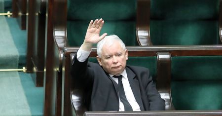 Kacprzak: "Polacy nie dowiedzieli się, dlaczego wybory w maju są ważniejsze niż ochrona ich miejsc pracy"