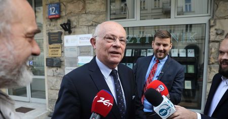 Wybory prezydenckie 2020. Marek Borowski o Donaldzie Tusku: przed nim jest jeszcze możliwość startu